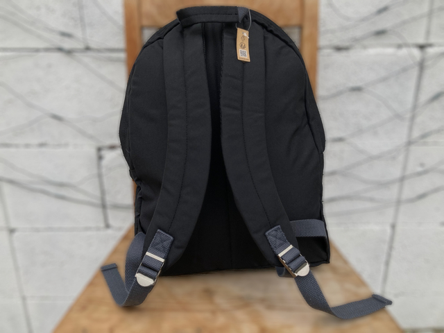 Elementary laptop backpack