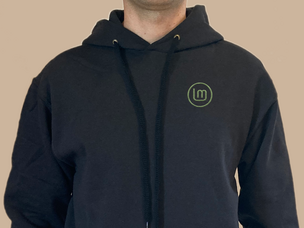 Linux Mint ring hoodie (black)