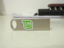 Linux Mint 18.2 Flash Drive