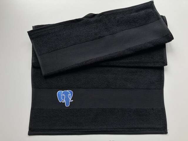 PostgreSQL Towel (black)