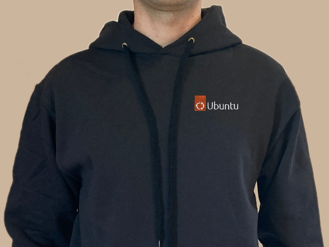 Ubuntu 2022 hoodie (black)