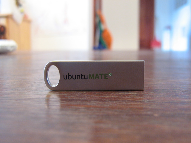 Ubuntu MATE 16.04 Flash Drive