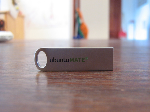 Ubuntu MATE 16.04 Flash Drive